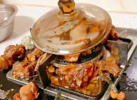 Kiểm tra ngay: Hầu như nhà nào cũng có 5 loại nồi này, đừng dùng chúng nữa!- Ảnh 5.