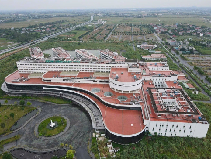 5 Người bị khởi tố trong vụ án Bệnh viện Bạch Mai 2 và Bệnh viện Việt Đức 2 - Ảnh 1.