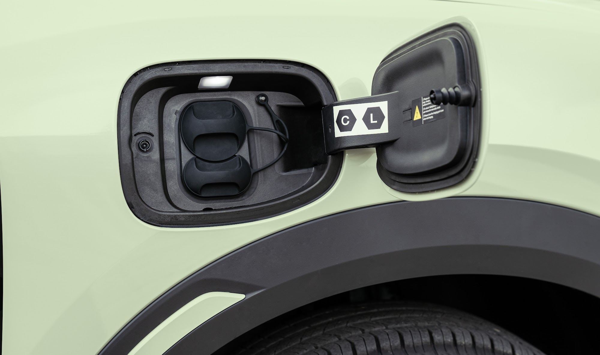 Chi tiết nội và ngoại thất BYD Atto 2: Giá từ 669 triệu đồng, di chuyển 380 km, nhiều công nghệ hiện đại - Ảnh 4. Chi tiết nội và ngoại thất BYD Atto 2: Giá từ 669 triệu đồng, di chuyển 380 km, nhiều công nghệ hiện đại - Ảnh 4.