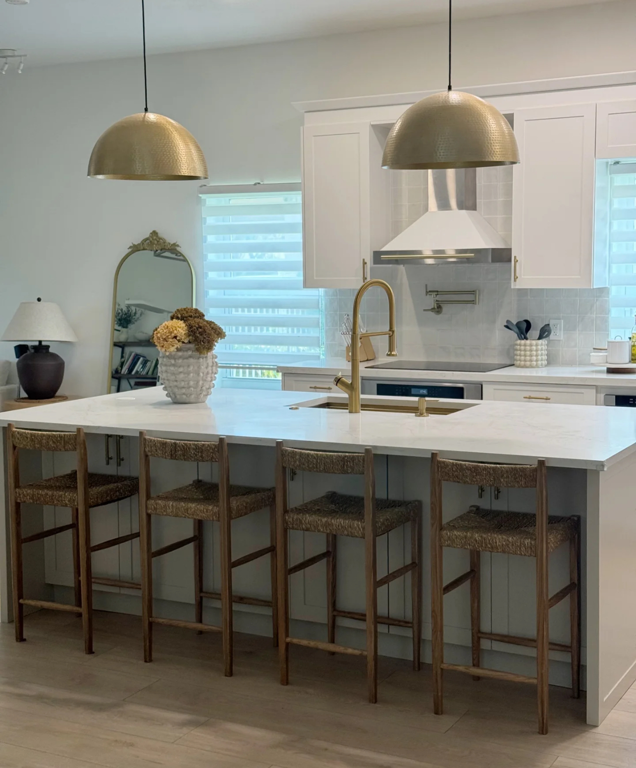 Nhìn lại hướng bếp nhà bạn đi, có khi lại đang vô tình khiến tiền tài bay mất, gia đạo lục đục- Ảnh 1. Nhìn lại hướng bếp nhà bạn đi, có khi lại đang vô tình khiến tiền tài bay mất, gia đạo lục đục- Ảnh 1.