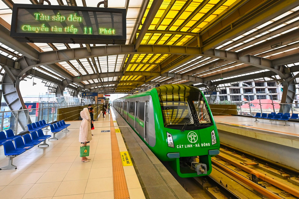 Từ 1/8, Hà Nội tăng giá vé tàu điện tuyến Cát Linh - Hà Đông và Nhổn - Ga Hà Nội - Ảnh 1.