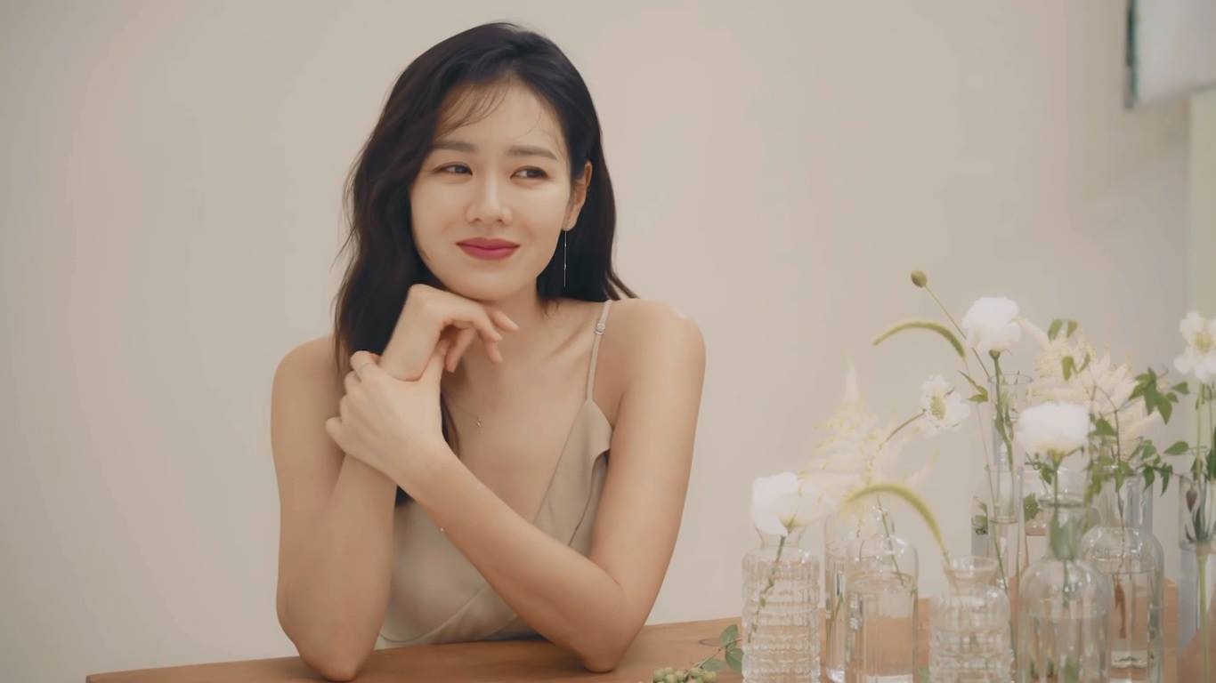 Gái 1 con Son Ye Jin giữ dáng thon thả, tuổi 43 vẫn ngọc ngà như đôi mươi nhờ ăn 1 món vào bữa tối nhiều năm qua