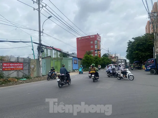 Cận cảnh nghĩa trang lớn nhất TPHCM sắp thành trường học- Ảnh 4.