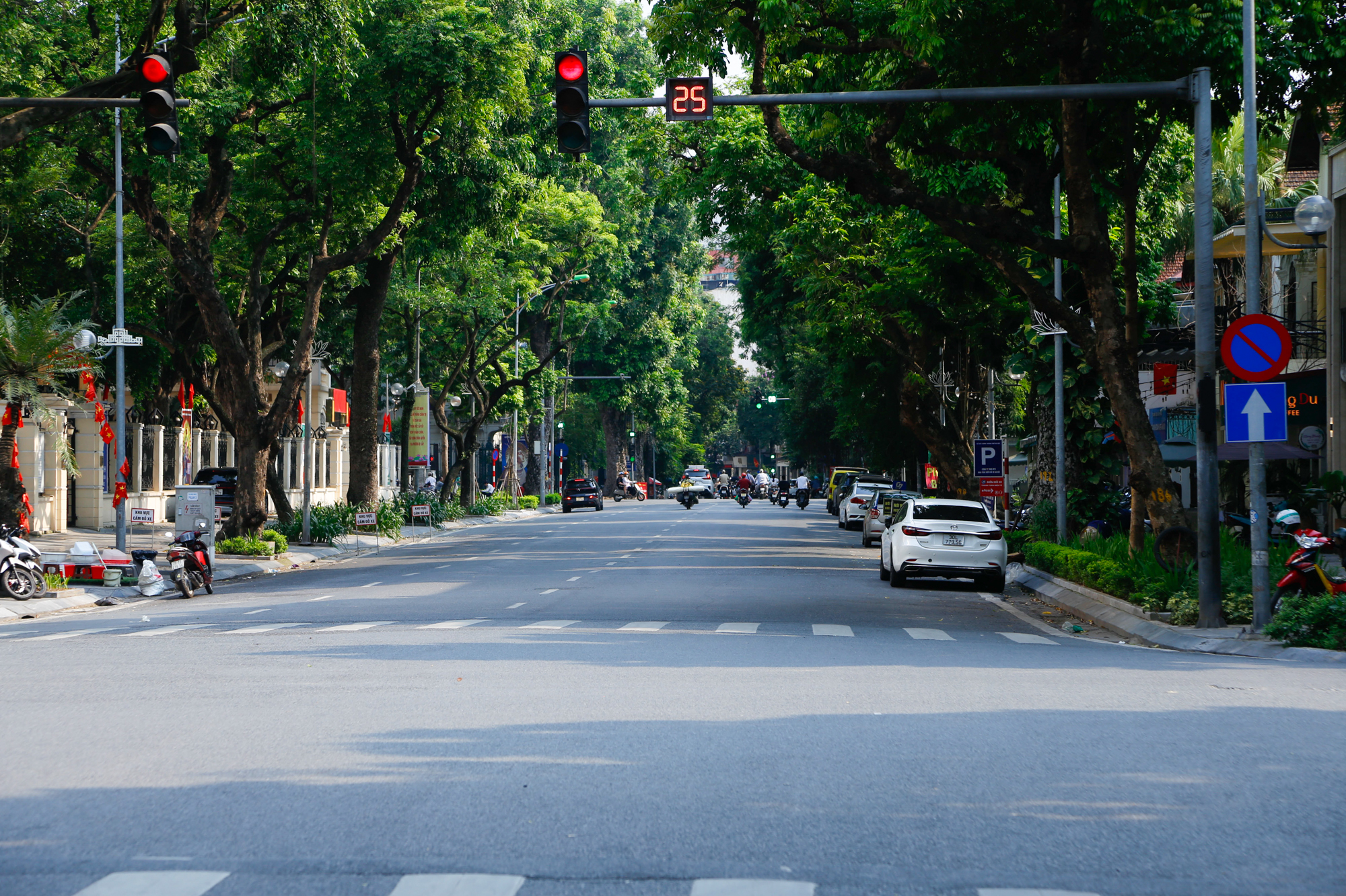 Phường nhỏ nhất Hà Nội nhưng được loạt ‘ông lớn’ đặt trụ sở, tổng vốn hoá lên đến 20 tỷ USD- Ảnh 11.