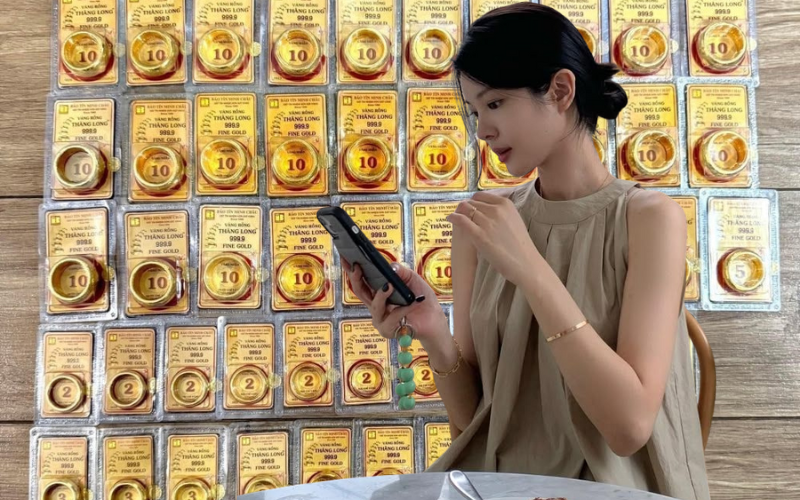 Canh giá đem hết vàng đi bán, giờ cầm 1,4 tỷ không biết làm gì- Ảnh 1.