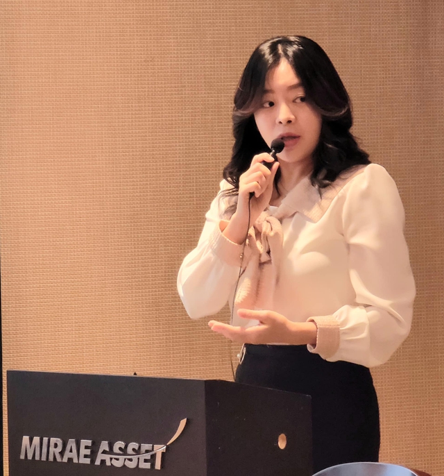 Sao nữ "phim người lớn" thành giảng viên đại học: Quá khứ ồn ào không định nghĩa tương lai nếu thật sự muốn thay đổi - Ảnh 2. Sao nữ "phim người lớn" thành giảng viên đại học: Quá khứ ồn ào không định nghĩa tương lai nếu thật sự muốn thay đổi - Ảnh 2.