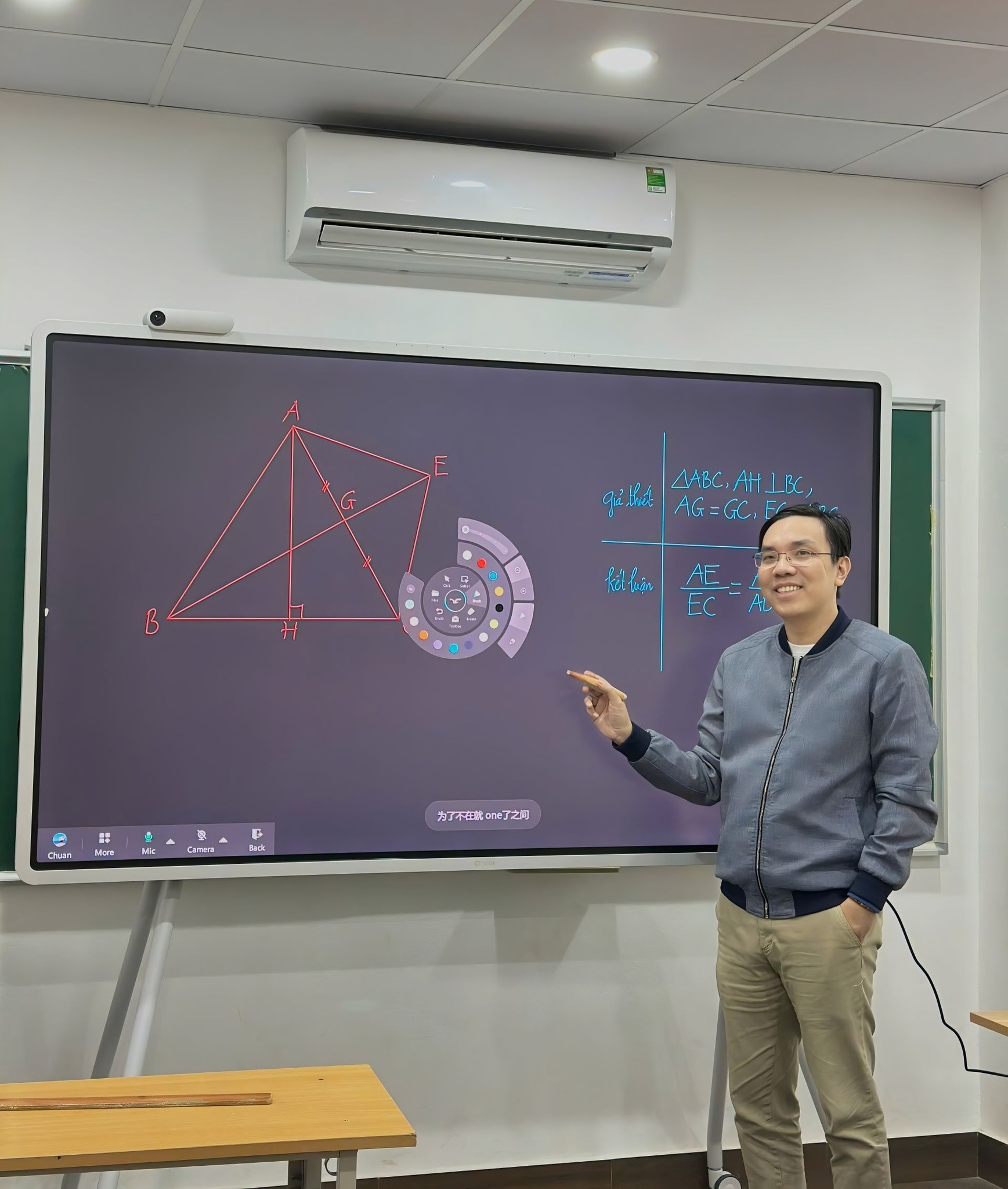 Thầy giáo Hà Nội nói thẳng: "Sẽ không chịu trách nhiệm về kiến thức của học sinh", phụ huynh đọc xong, vỗ tay đồng tình - Ảnh 2. Thầy giáo Hà Nội nói thẳng: "Sẽ không chịu trách nhiệm về kiến thức của học sinh", phụ huynh đọc xong, vỗ tay đồng tình - Ảnh 2.