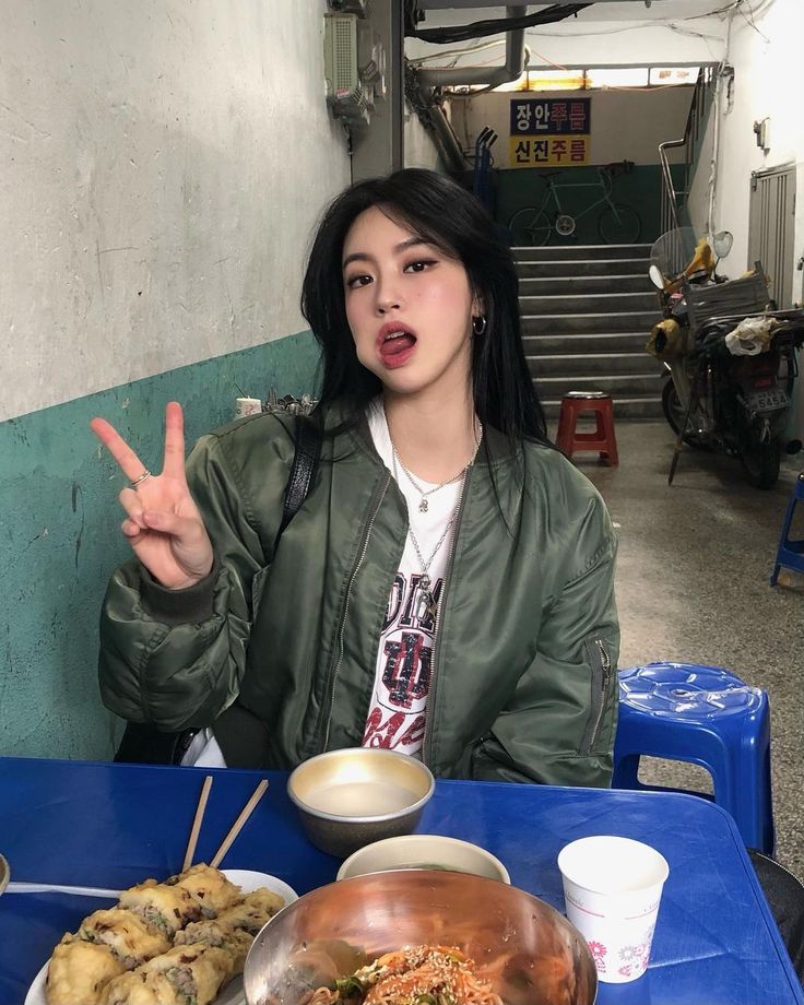 Người EQ thấp hay treo 3 thứ này lên mặt
