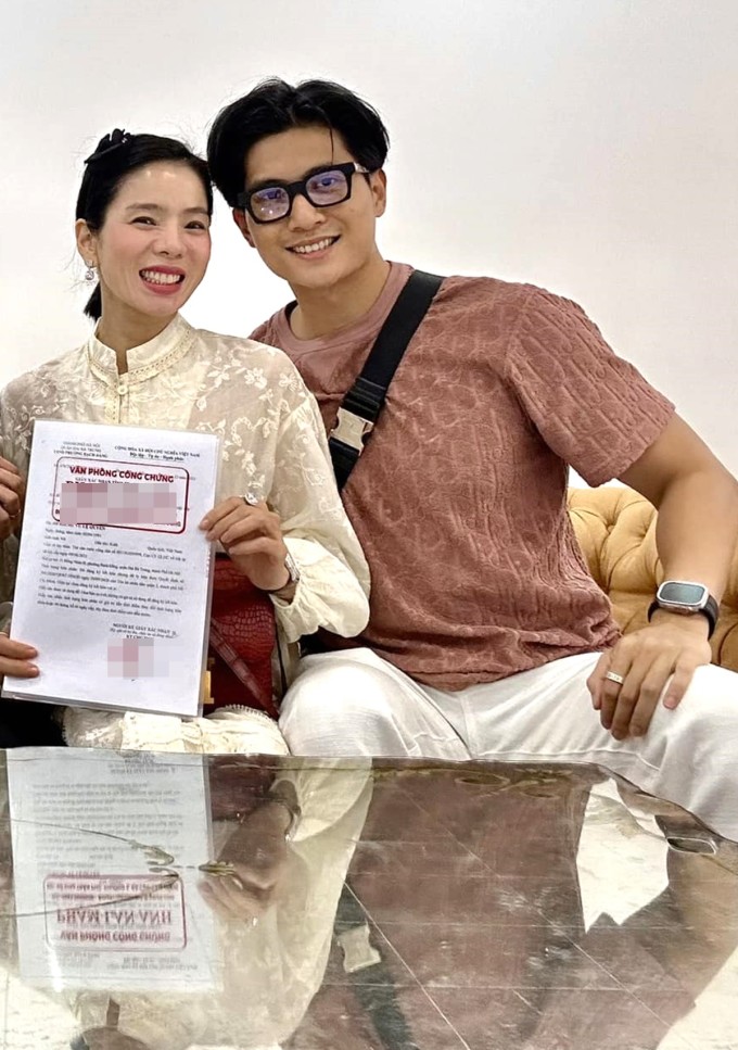 Lệ Quyên lên tiếng giữa lúc rầm rộ tin đồn bị tình trẻ lừa gạt, mất trắng căn biệt thự trăm tỷ- Ảnh 4. Lệ Quyên lên tiếng giữa lúc rầm rộ tin đồn bị tình trẻ lừa gạt, mất trắng căn biệt thự trăm tỷ- Ảnh 4.