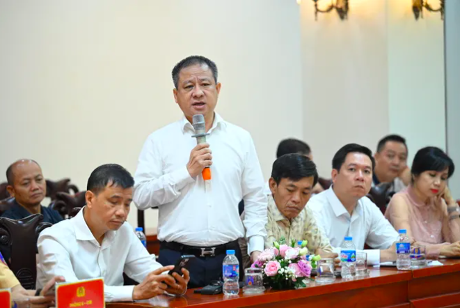 Cục CSGT báo cáo tai nạn giao thông xe tải và xe khách gây chết 2 . 466 Người trong 7 tháng - Ảnh 2. Cục CSGT báo cáo tai nạn giao thông xe tải và xe khách gây chết 2 . 466 Người trong 7 tháng - Ảnh 2.