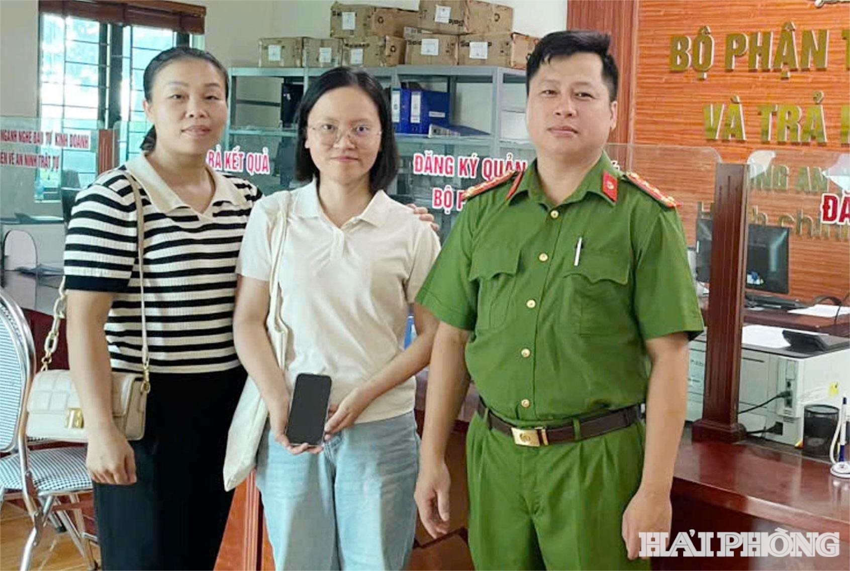 Người phụ nữ chuyển khoản thành công 100 triệu đồng vào tài khoản BIDV: Ngay hôm sau, công an xã mời lên làm việc - Ảnh 1.