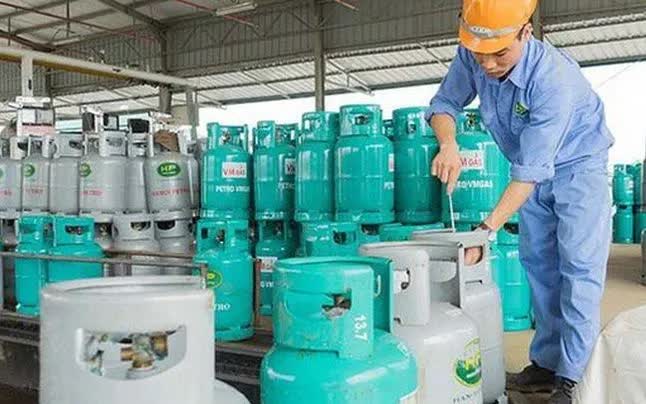 Giá gas giảm tháng thứ ba liên tiếp - Ảnh 1.