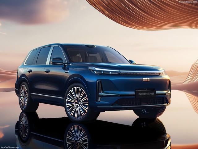 Hãng xe xây nhà máy 20.000 tỷ tại Việt Nam ra mắt SUV ngang cỡ Maybach GLS: chỉ 'ăn' xăng 4,8 lít/100 km, chạy full nhiên liệu 1.500 km- Ảnh 2.