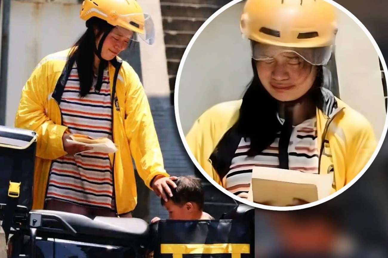 Nhói lòng người mẹ đặt con gái bị ung thư vào thùng giao hàng, rong ruổi dưới trời nắng 40 độ C để mưu sinh