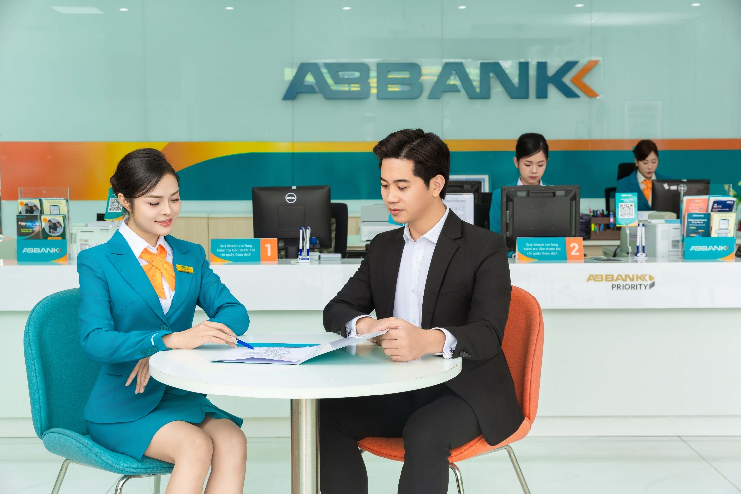 Quý II/2025: ABBANK hoàn thành hơn 90% kế hoạch lợi nhuận năm - Ảnh 2. Quý II/2025: ABBANK hoàn thành hơn 90% kế hoạch lợi nhuận năm - Ảnh 2.
