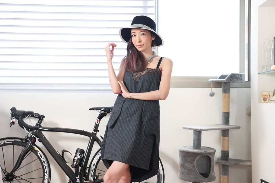 "Nữ hoàng thượng lưu" thị phi nhất nhì showbiz: Kết hôn lúc 19 tuổi vì bị cưỡng ép, trải qua 5 cuộc hôn nhân cuối cùng kết thúc trong cay đắng- Ảnh 5.