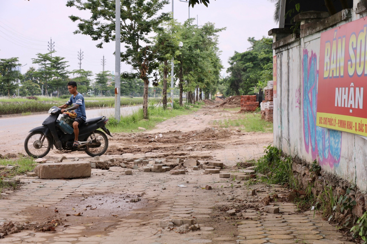 Hoang phí loạt chợ được đầu tư lớn trên đất vàng Hà Nội