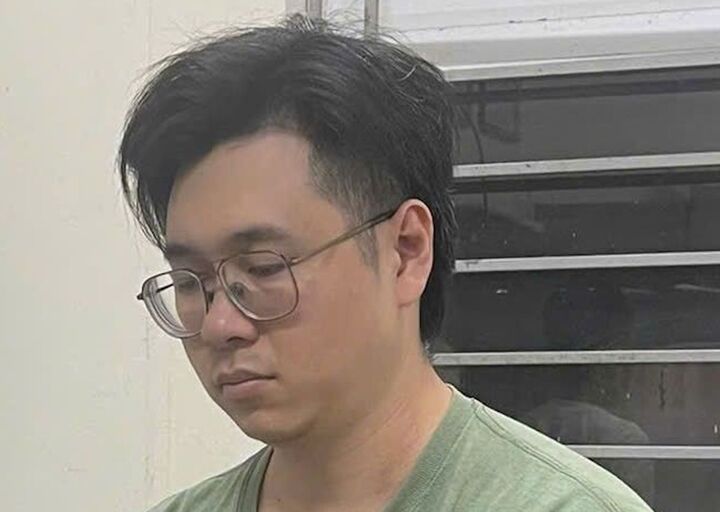 Lời khai của kẻ hành hung phụ nữ trước mặt nhiều trẻ nhỏ ở chung cư Hà Nội- Ảnh 1.