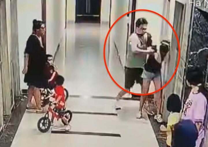 Lời khai của kẻ hành hung phụ nữ trước mặt nhiều trẻ nhỏ ở chung cư Hà Nội- Ảnh 2.