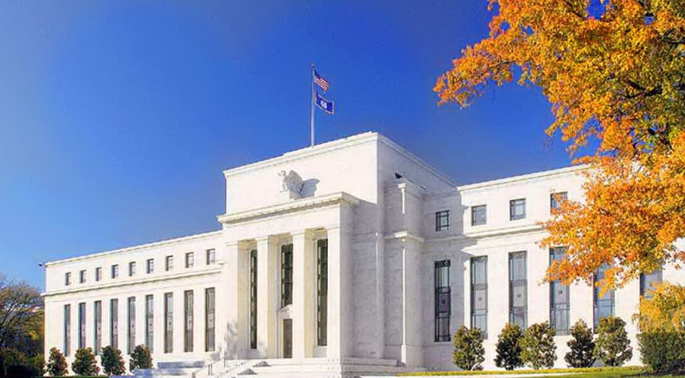 Hàng loạt quan chức thay đổi thái độ, khả năng Fed cắt giảm lãi suất vào tháng 9 tăng cao: Do đâu?- Ảnh 1.