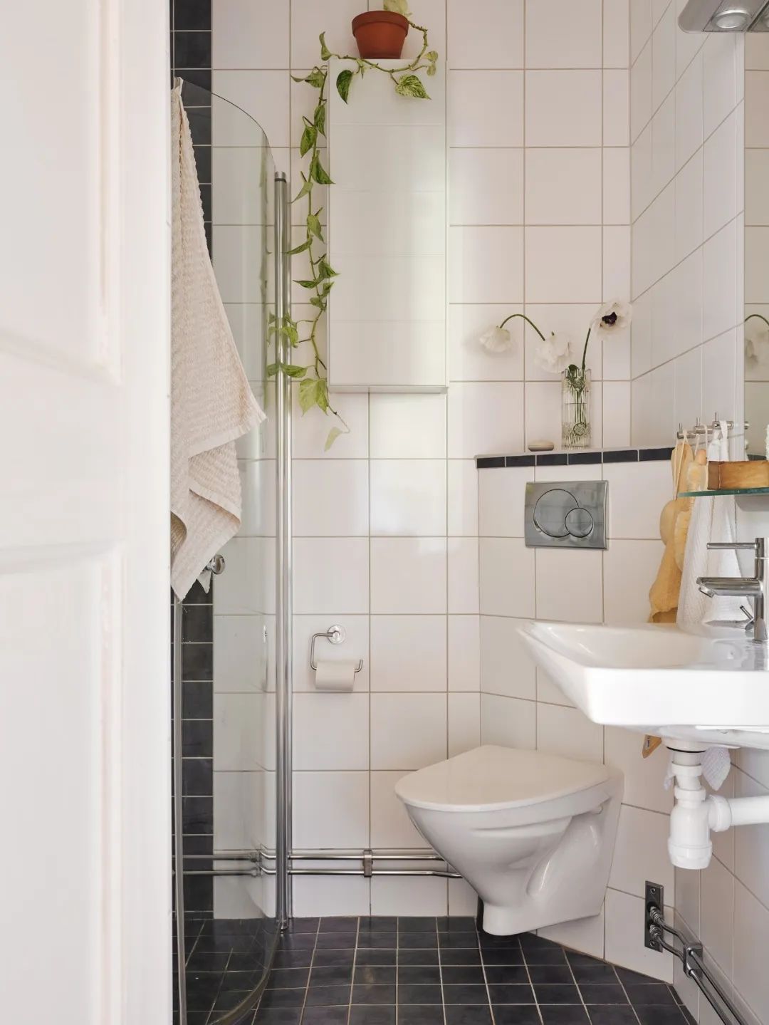 Tận mắt thấy căn hộ 49m2 của bạn thân, tôi mới hiểu bài trí thông minh hợp phong thủy quan trọng thế nào!- Ảnh 13.