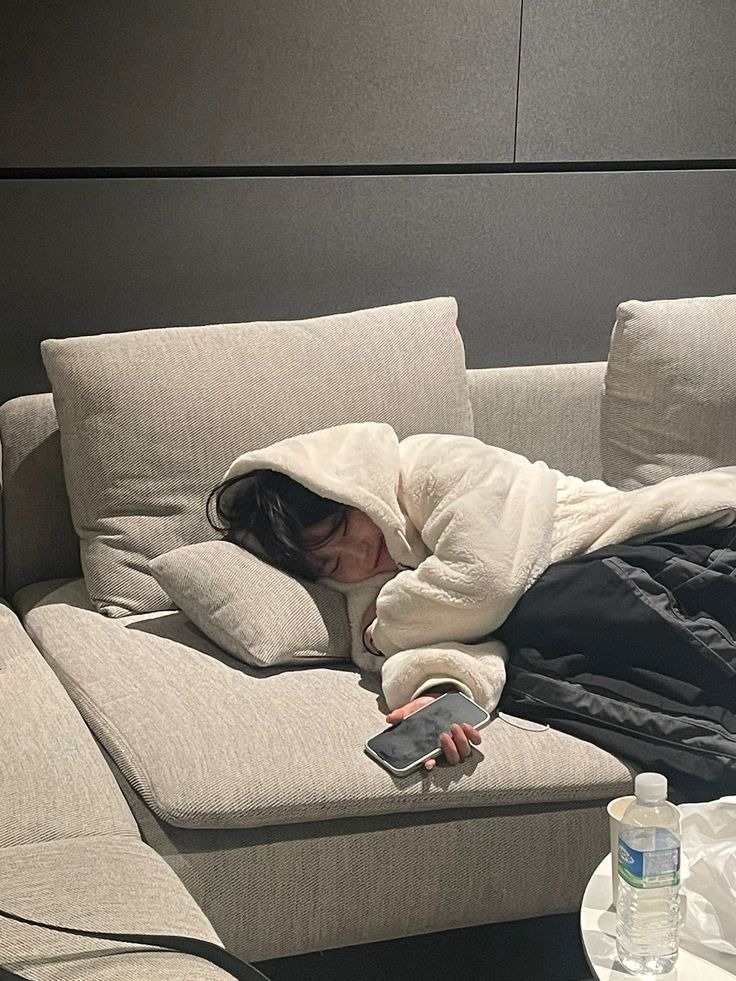  5 sai lầm CHÍ MẠNG khiến người lương dưới 10 triệu mãi không khá lên- Ảnh 2.