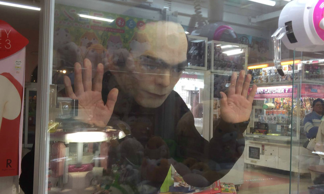 Giải mã bí ẩn gương mặt người đàn ông lạ xuất hiện trong giấc mơ của hơn 2.000 người: Rốt cuộc đây là ai?- Ảnh 2.