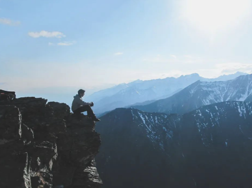 Vì sao bạn mãi không giàu? Đây là DẤU HIỆU khiến bạn liên tục bỏ lỡ cơ hội đổi đời, nghèo hoàn nghèo! - Ảnh 2.