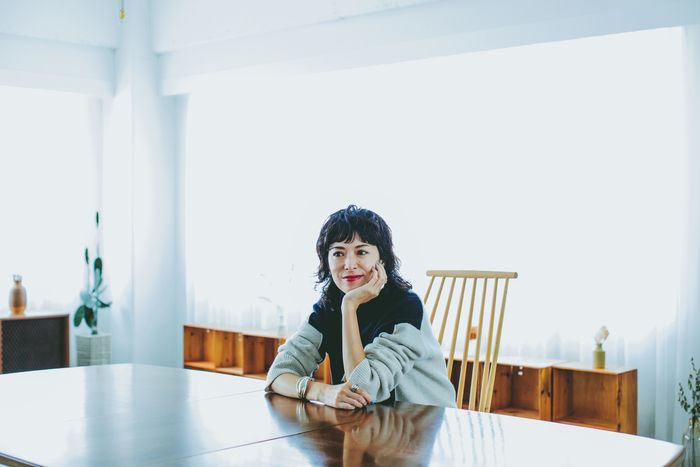 Tôi chuyển từ tầng 4 lên tầng 8 trong cùng 1 tòa nhà và nhận ra chất lượng sống thay đổi rõ rệt chỉ vì một quyết định nhỏ- Ảnh 1.