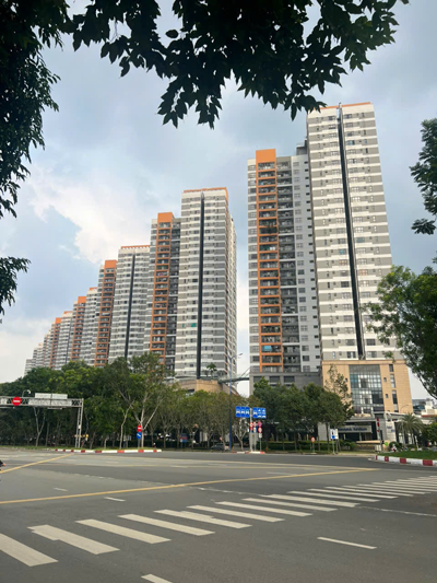 Tăng giá chung cư TP HCM: Nguyên nhân và dự báo tương lai - Ảnh 1.