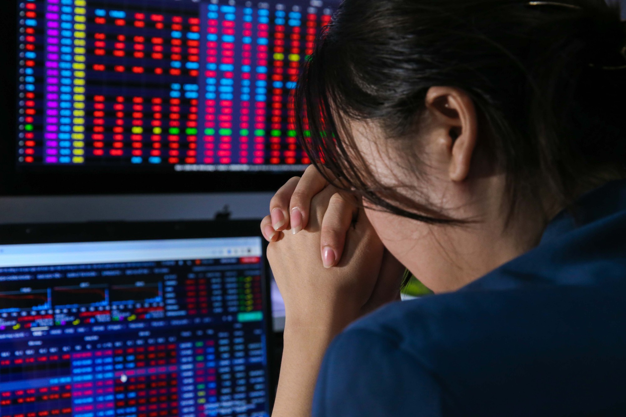 Chứng khoán tăng chưa từng thấy, nhà đầu tư tiếc vì bán cổ phiếu quá sớm- Ảnh 2.