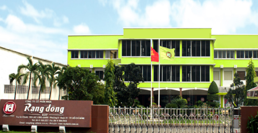 Nhựa Rạng Đông holdings yêu cầu mở thủ tục phá sản do nợ chồng chất - Ảnh 1.
