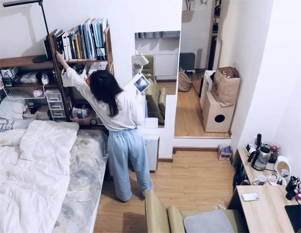 Căn hộ siêu nhỏ chỉ 14m², giá thuê 23 triệu đồng/tháng: Bên trong khiến ai cũng bất ngờ- Ảnh 2.