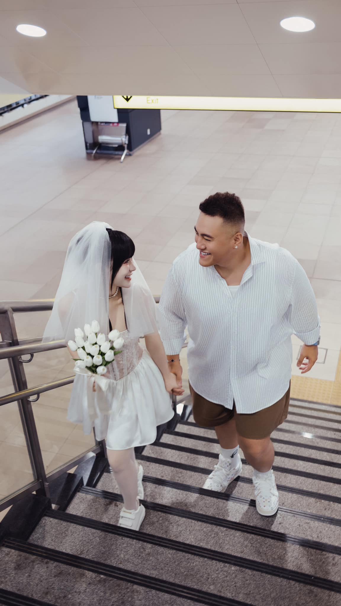 Cho người lạ số điện thoại, cô gái bóc trúng sít rịt thiếu gia con chủ tịch Sài thành, cưới về mới bất ngờ hơn nữa
