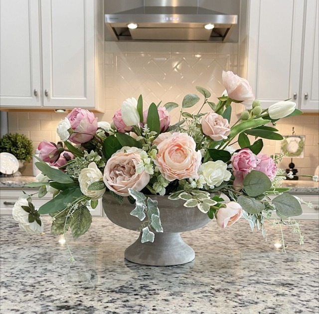 4 loại hoa phá tài người giàu không dám trồng, người nghèo lại bất chấp không để ý- Ảnh 4.