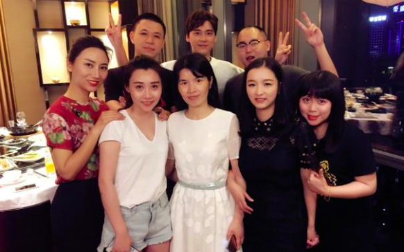 Vài giờ sau buổi họp lớp, chàng trai bất ngờ thấy tin nhắn báo 350 triệu chuyển vào tài khoản- Ảnh 1.