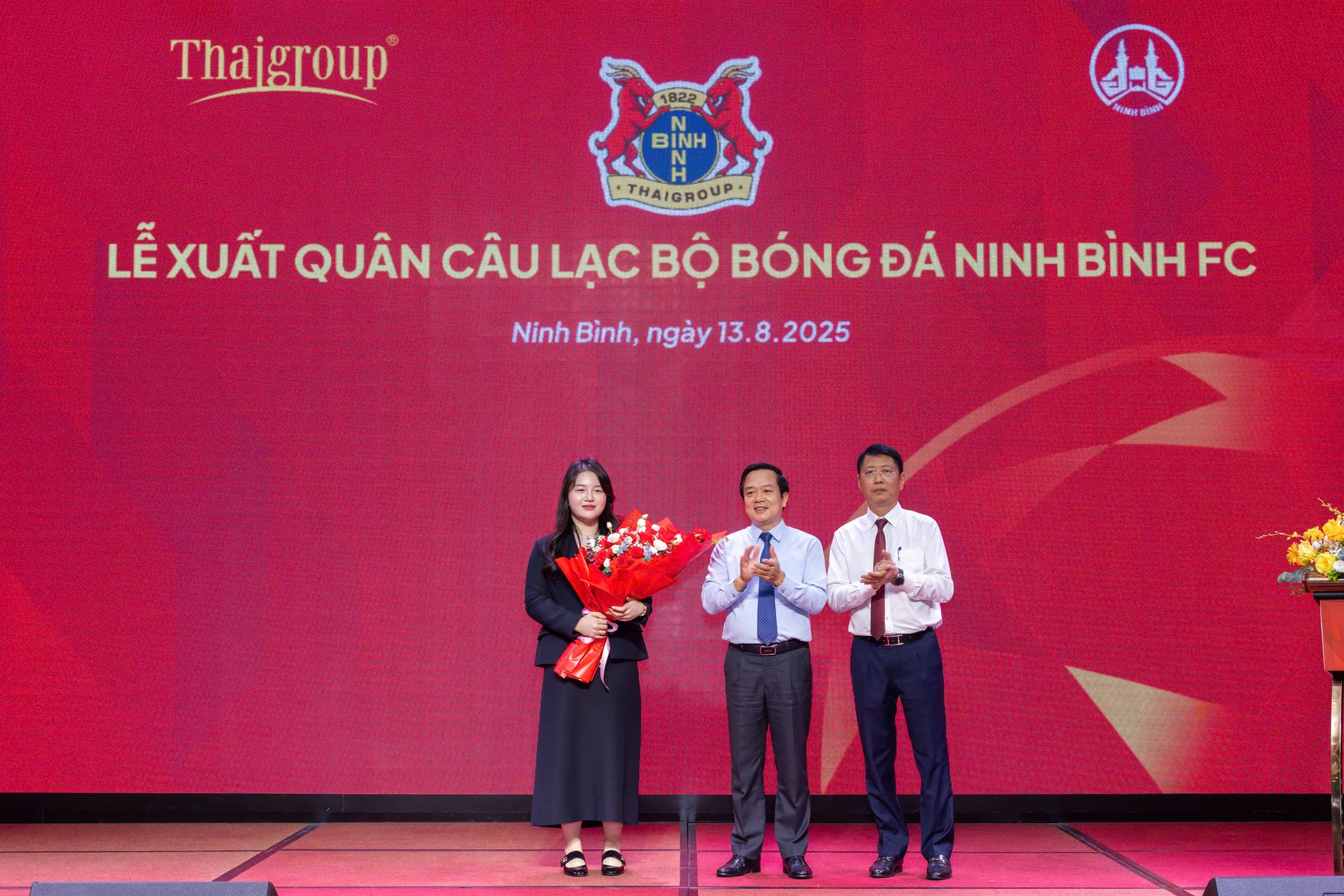 Lộ diện nữ chủ tịch đội bóng trẻ nhất Việt Nam: Sinh năm 2k1, là ái nữ của bầu Thuỵ, học vấn cực đáng nể- Ảnh 1.