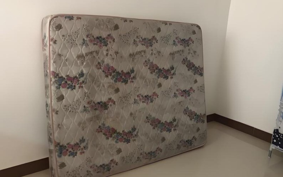 Người xưa dặn kỹ: Phải dứt khoát buông bỏ 6 thứ đồ này, càng giữ càng như "quả bom nổ chậm" bên người - Ảnh 1.