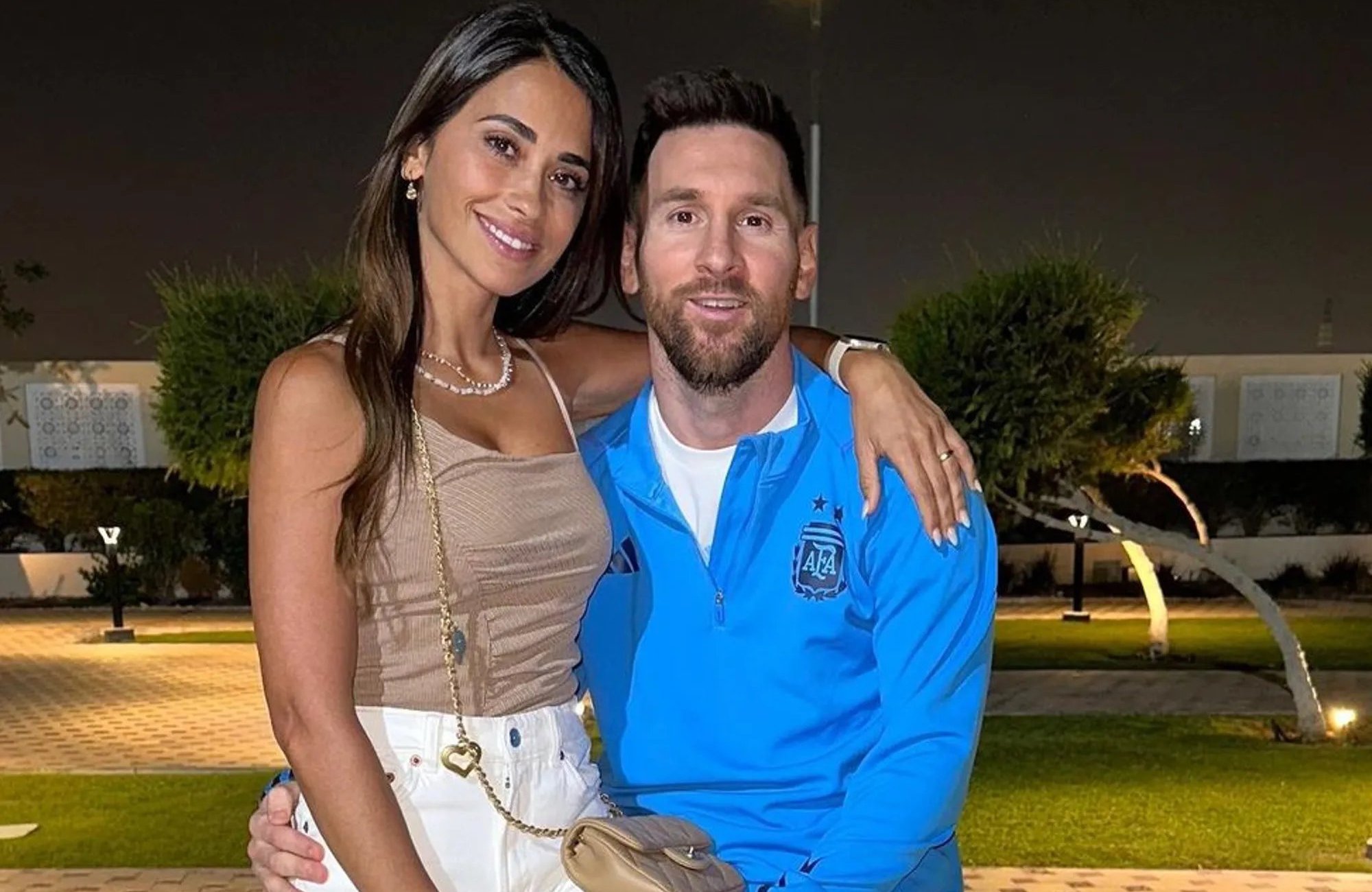 Nàng WAGs nào giàu nhất thế giới: Bạn gái Ronaldo khoe kim cương triệu USD nhưng vẫn thua xa Victoria Beckham- Ảnh 2.