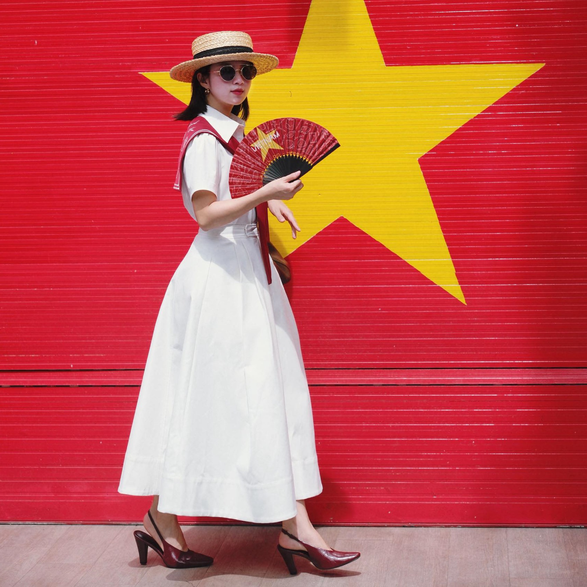 Khi thời trang kể chuyện yêu nước, “mặc lên tự hào”: Loạt local brand Việt ra mắt BST đặc biệt dịp 80 năm Quốc khánh 2/9 - Ảnh 11.