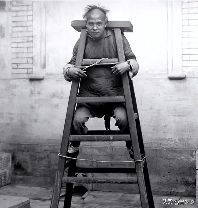 13 bức ảnh hiếm thời nhà Thanh: Đoàn người xếp hàng trong sự kiện Cái Bang nhận đệ tử gây ấn tượng mạnh- Ảnh 9.