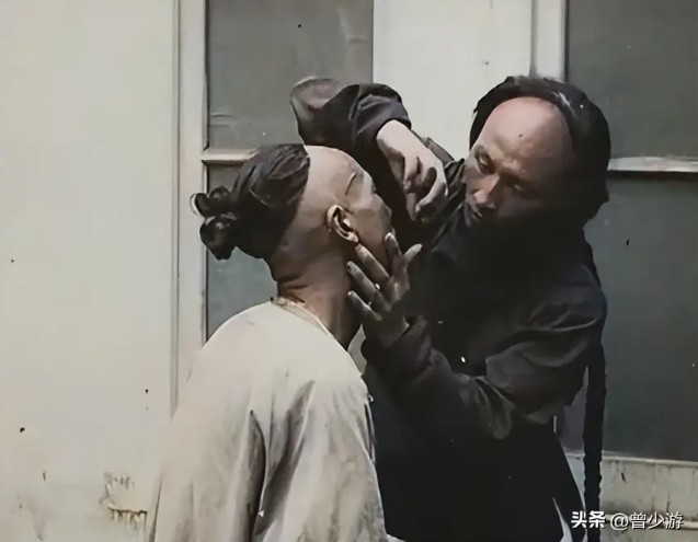 13 bức ảnh hiếm thời nhà Thanh: Đoàn người xếp hàng trong sự kiện Cái Bang nhận đệ tử gây ấn tượng mạnh- Ảnh 7.