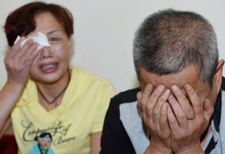 Bức ảnh chụp phòng ngủ một cựu sinh viên trường top khiến mọi phụ huynh "nóng máu"- Ảnh 3.