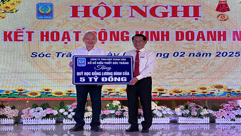 Công ty Xổ số kiến thiết Sóc Trăng nộp ngân sách gần 1.600 tỉ đồng- Ảnh 2. Công ty Xổ số kiến thiết Sóc Trăng nộp ngân sách gần 1.600 tỉ đồng- Ảnh 2.