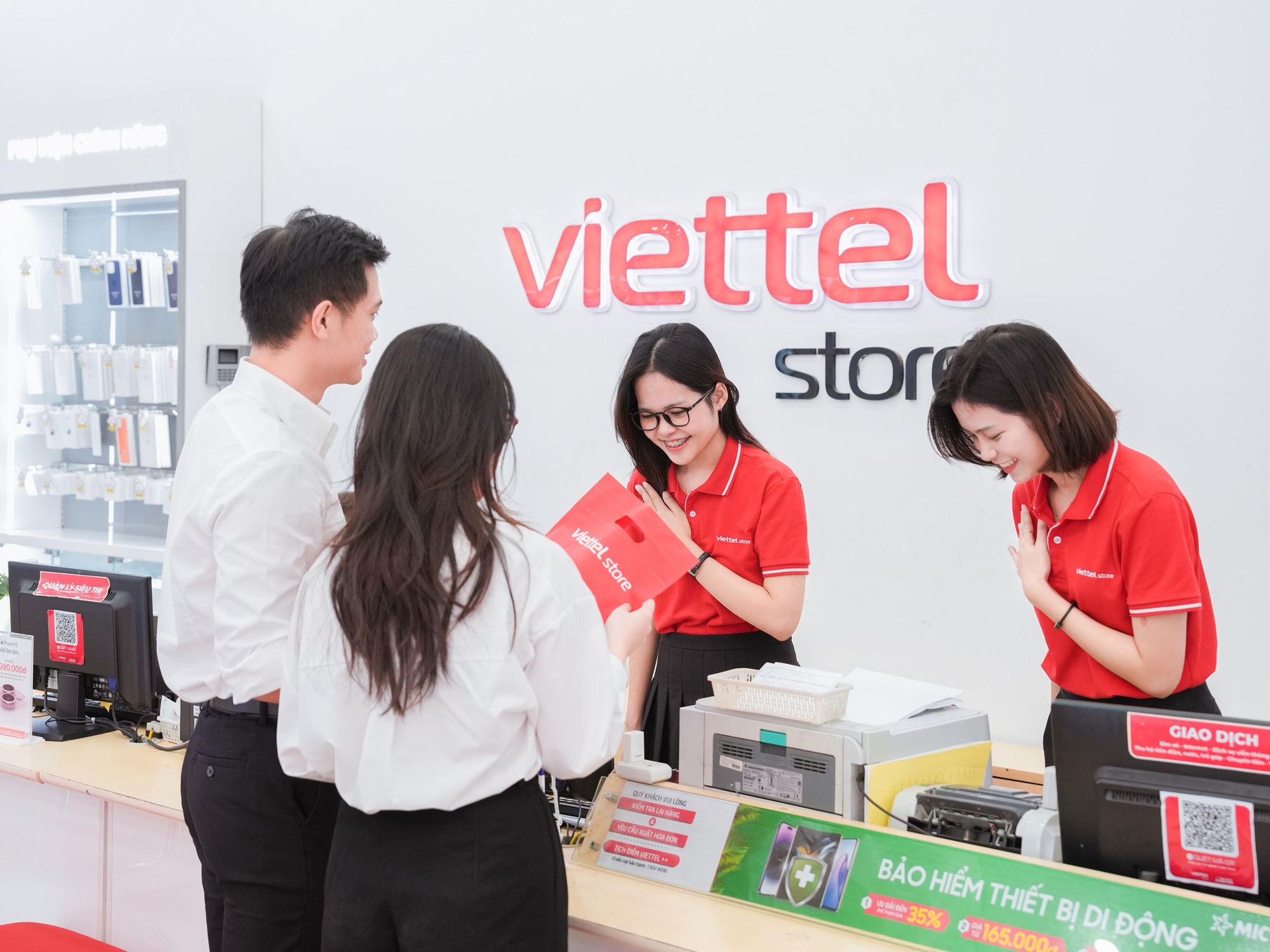 Viettel Store khởi động chương trình Tự hào yêu nước mừng 80 năm Quốc khánh 2/9