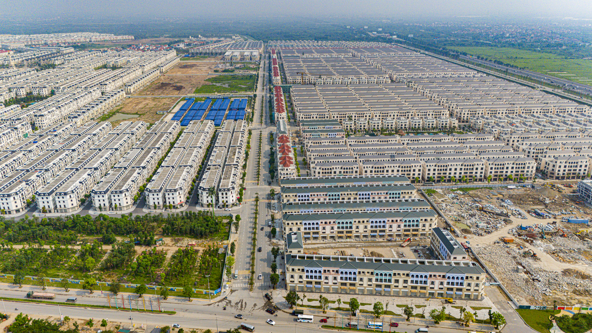 Điểm danh 10 siêu dự án lớn nhất Hưng Yên: Ecopark, Vinhomes dẫn đầu, bất ngờ xuất hiện tân binh 5 tháng tuổi “so kè” cùng các ông lớn tỷ đô  - Ảnh 2.