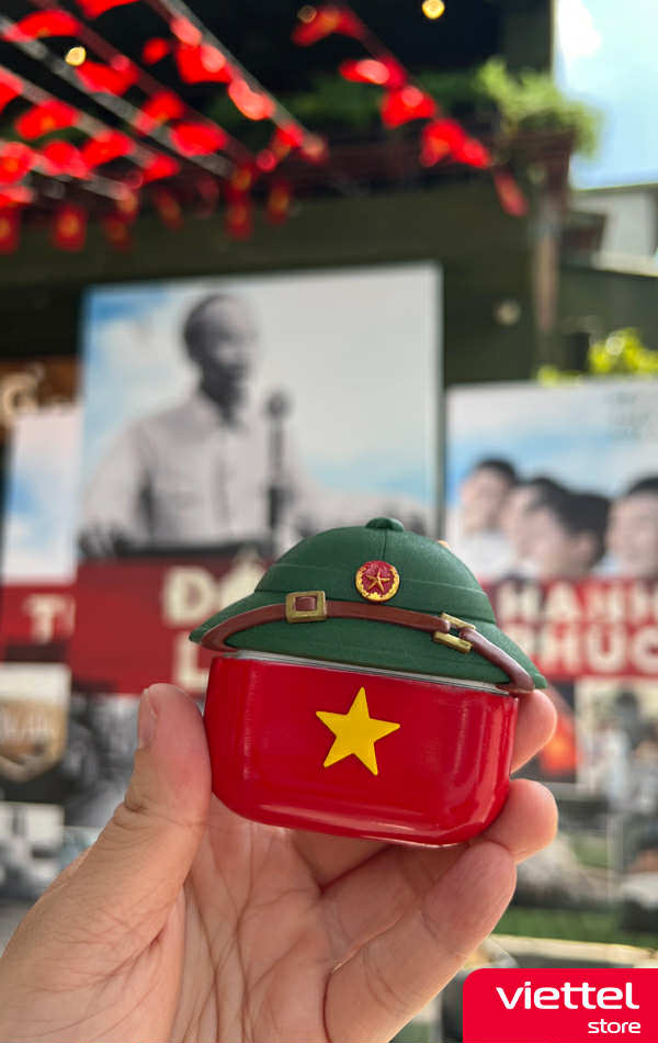 Sản phẩm in hình cờ đỏ sao vàng "cháy hàng", nhà sản xuất không kịp cung ứng- Ảnh 6. Sản phẩm in hình cờ đỏ sao vàng "cháy hàng", nhà sản xuất không kịp cung ứng- Ảnh 6.