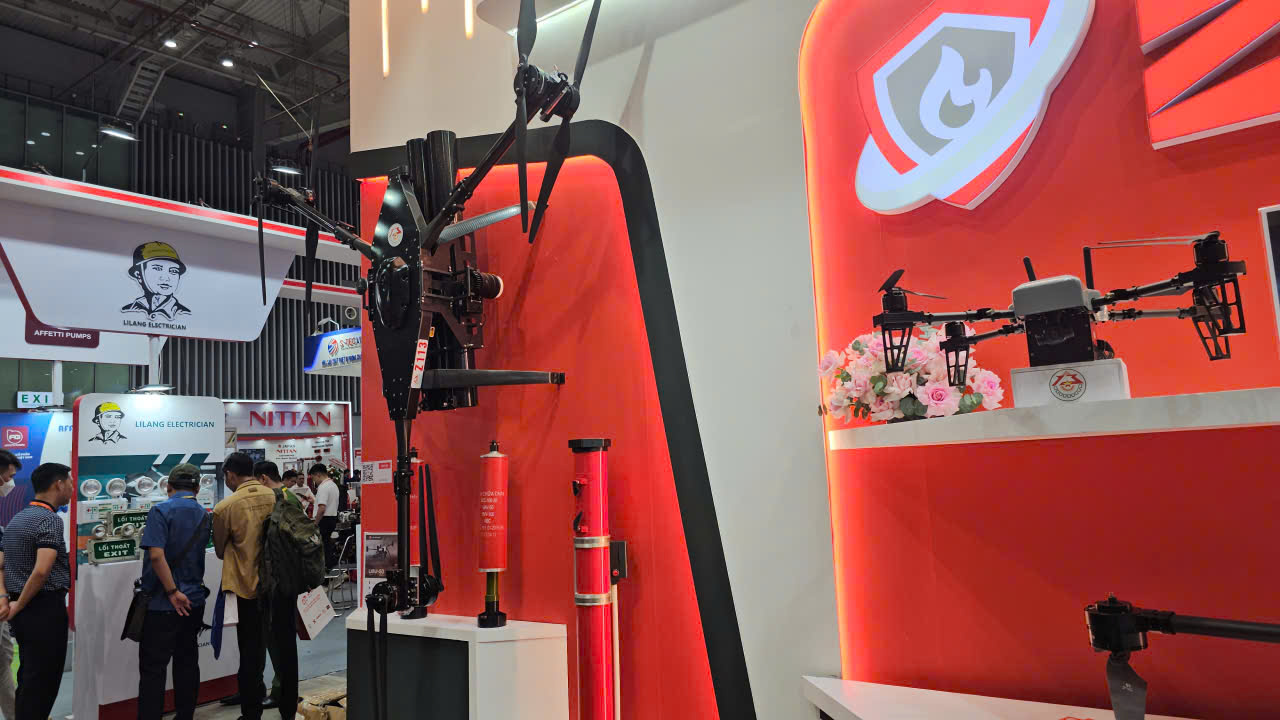 Cận cảnh những UAV do Việt Nam chế tạo- Ảnh 12. Cận cảnh những UAV do Việt Nam chế tạo- Ảnh 12.