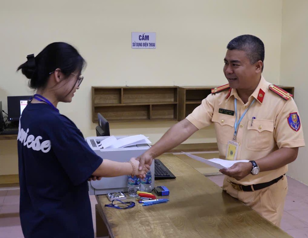 Cục CSGT phát thông báo nóng liên quan đến bằng lái xe của hàng triệu người dân cả nước- Ảnh 3.