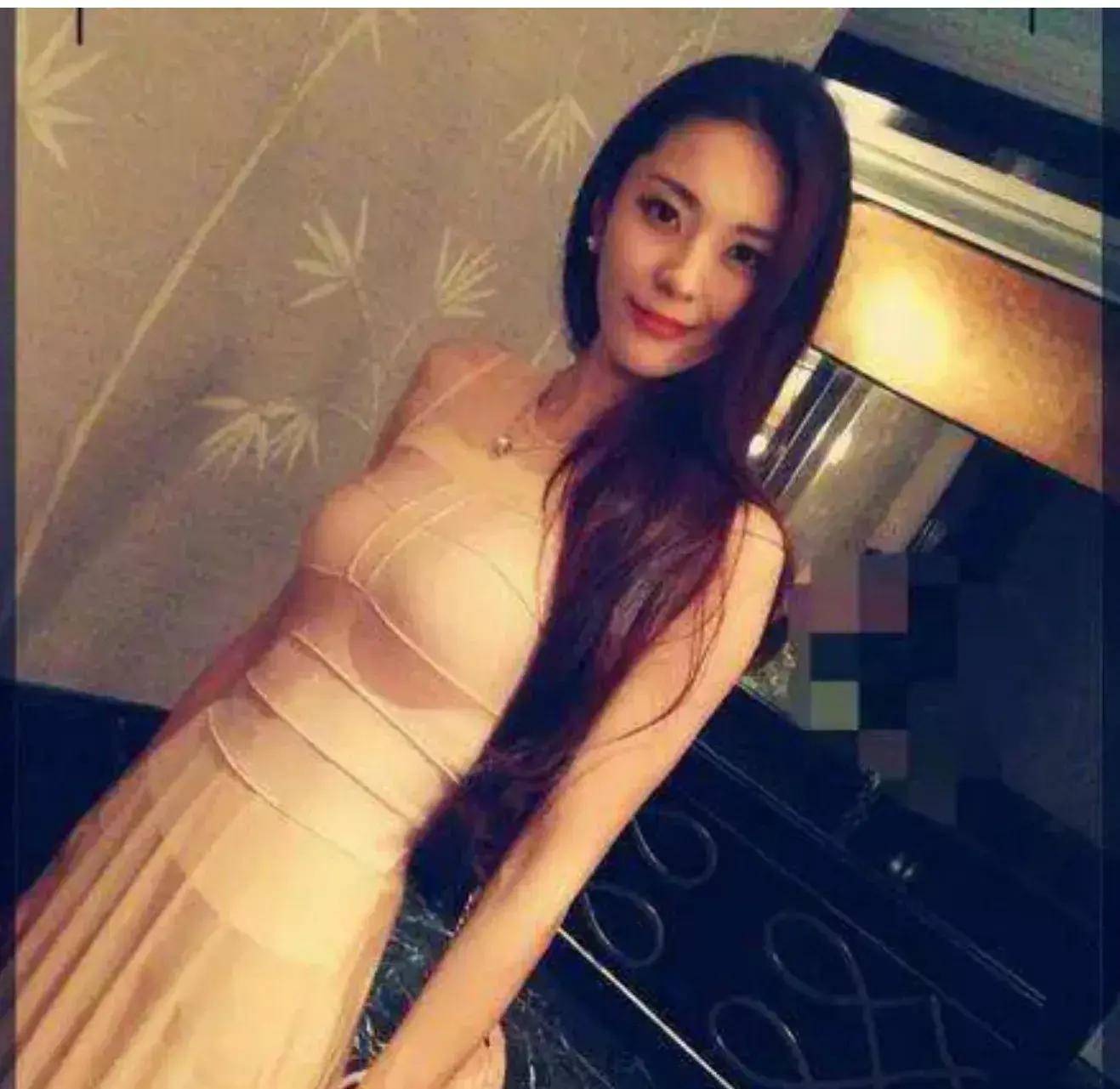 Danh họa U90 nghi bị vợ người mẫu kém 50 tuổi bắt cóc thủ tiêu, con gái lật tẩy âm mưu thâm độc- Ảnh 8.